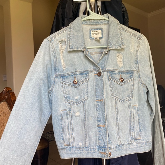 Jean Jacket - Picture 1 of 5